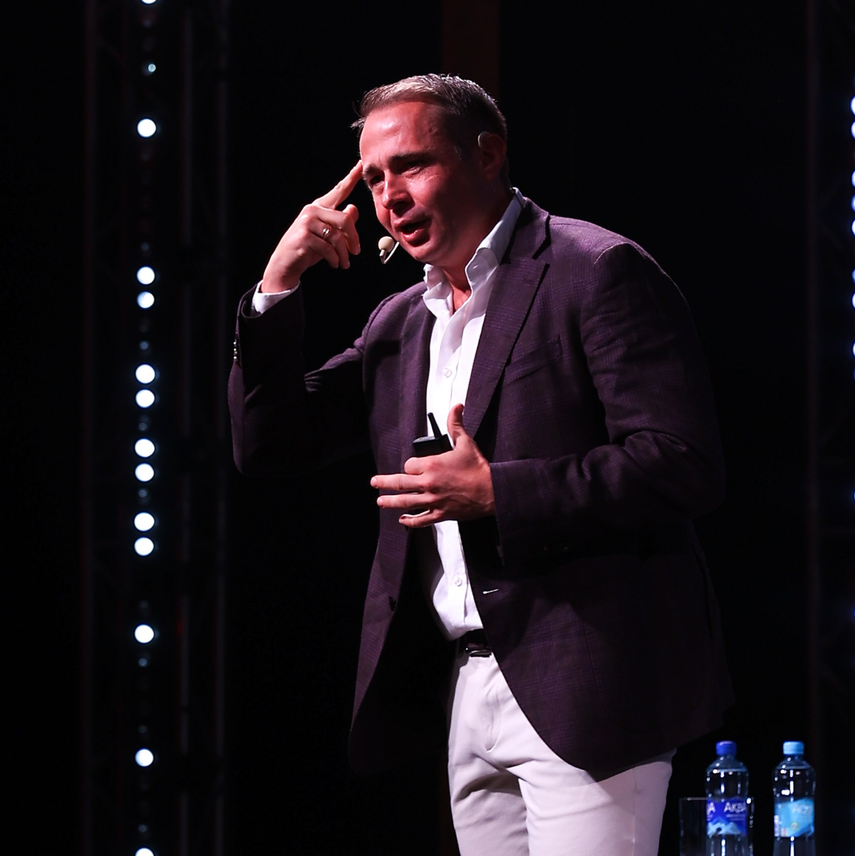 Александра, репортажный и событийный фотограф