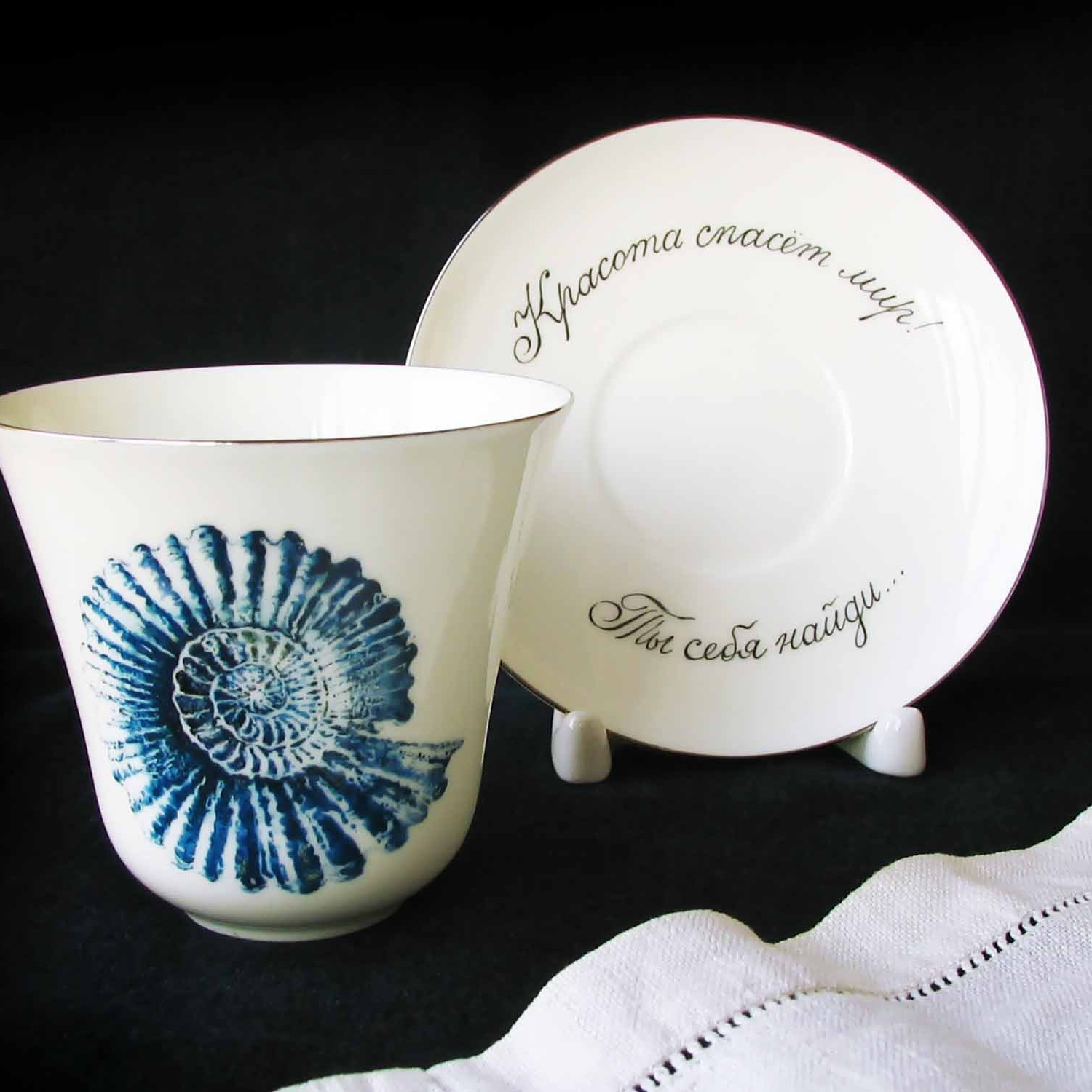 Каллиграфия на фарфоре в Санкт-Петербурге