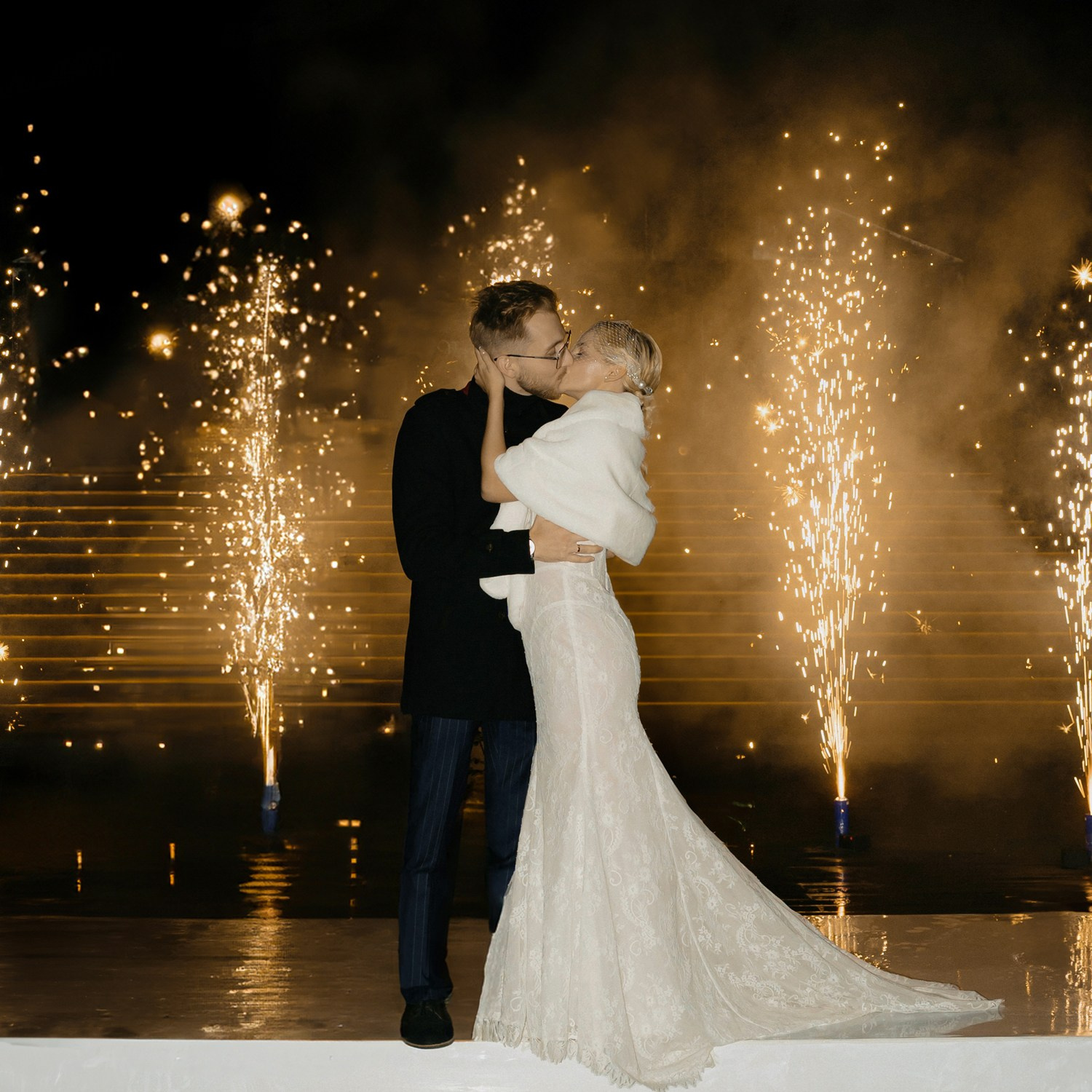 Стоимость и условия. Свадебный фотограф в Санкт-Петербурге Саша Колоцей