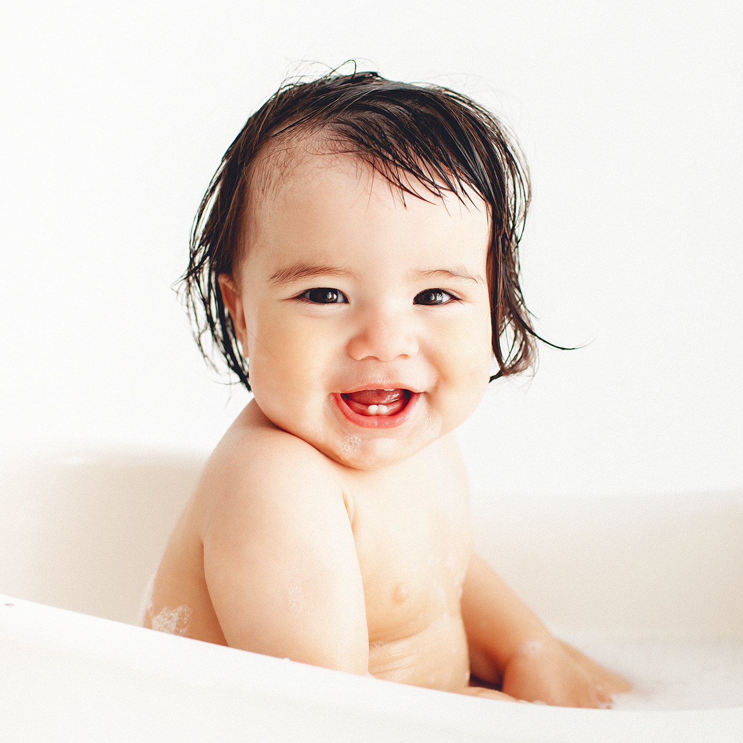 Моя маленькая муза с черными волосами. Детский фотограф в Самаре