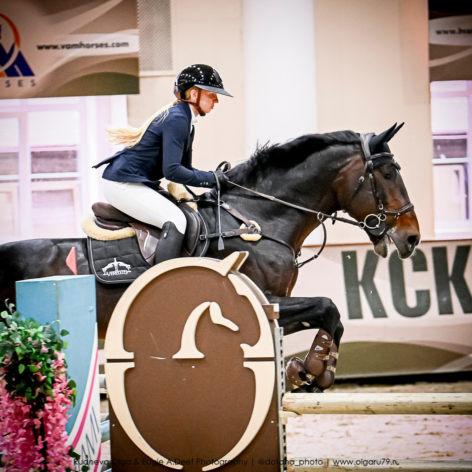 2025.10.26 — КСК Виват, Россия! конкур. ТУРНИРНАЯ КОННАЯ ФОТОГРАФИЯ, Руднева Ольга и Евгений Адеев