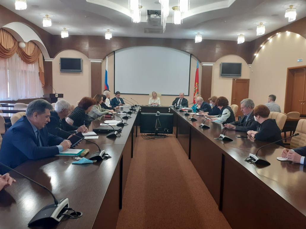 ПЕРВАЯ РАБОЧАЯ ВСТРЕЧА С ВРИО ЗАМЕСТИТЕЛЯ ГУБЕРНАТОРА ОЛЬГОЙ ГРЕБНЕВОЙ. Фонд Мама