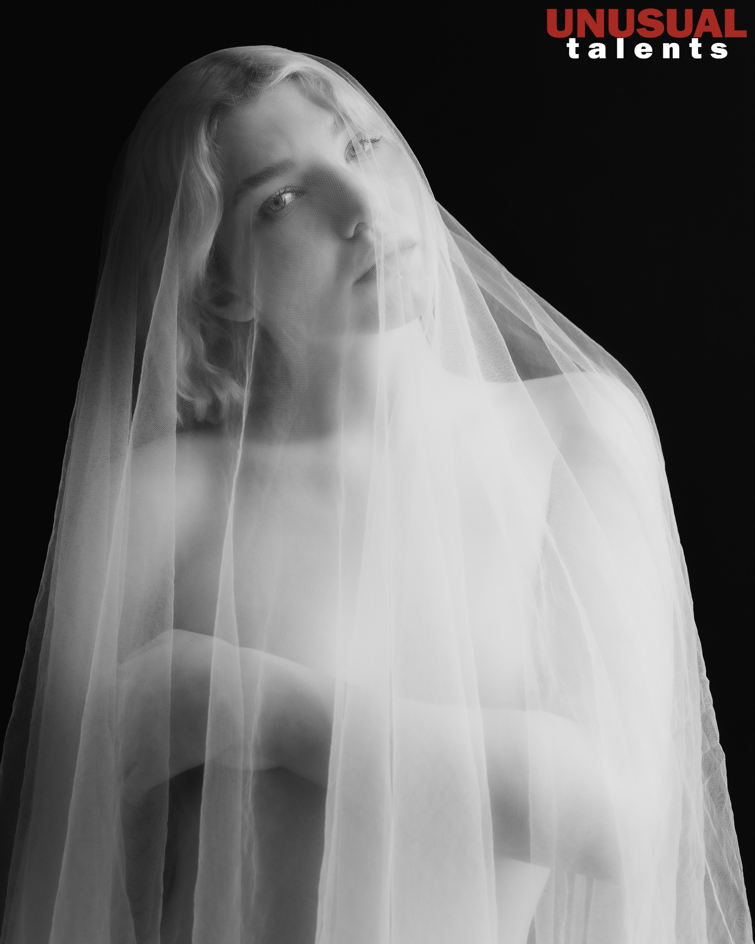 Inna Ponomareva. UNUSUAL TALENT magazine