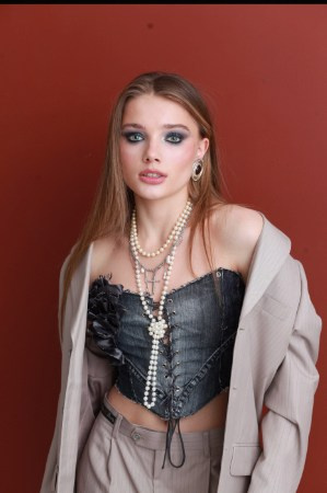 Raw files for retouching. AI Photo Retoucher and Image Restorer Zhanna Ognivo