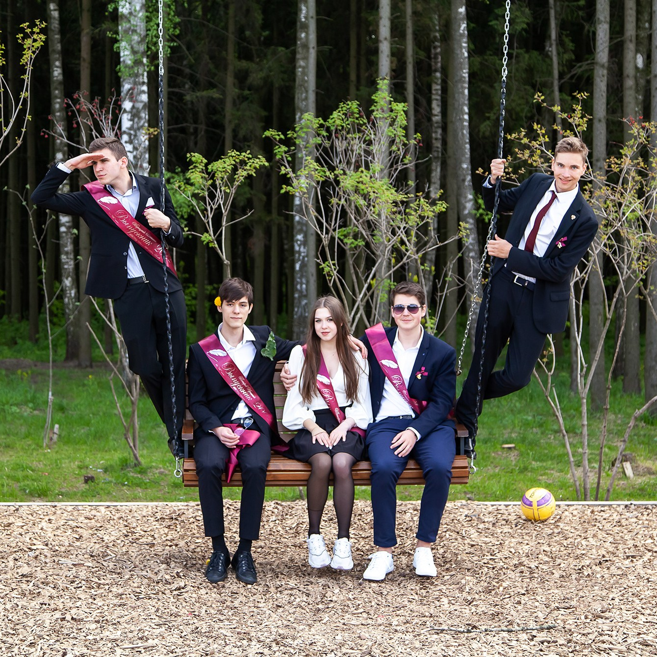 Групповое фото выпускников