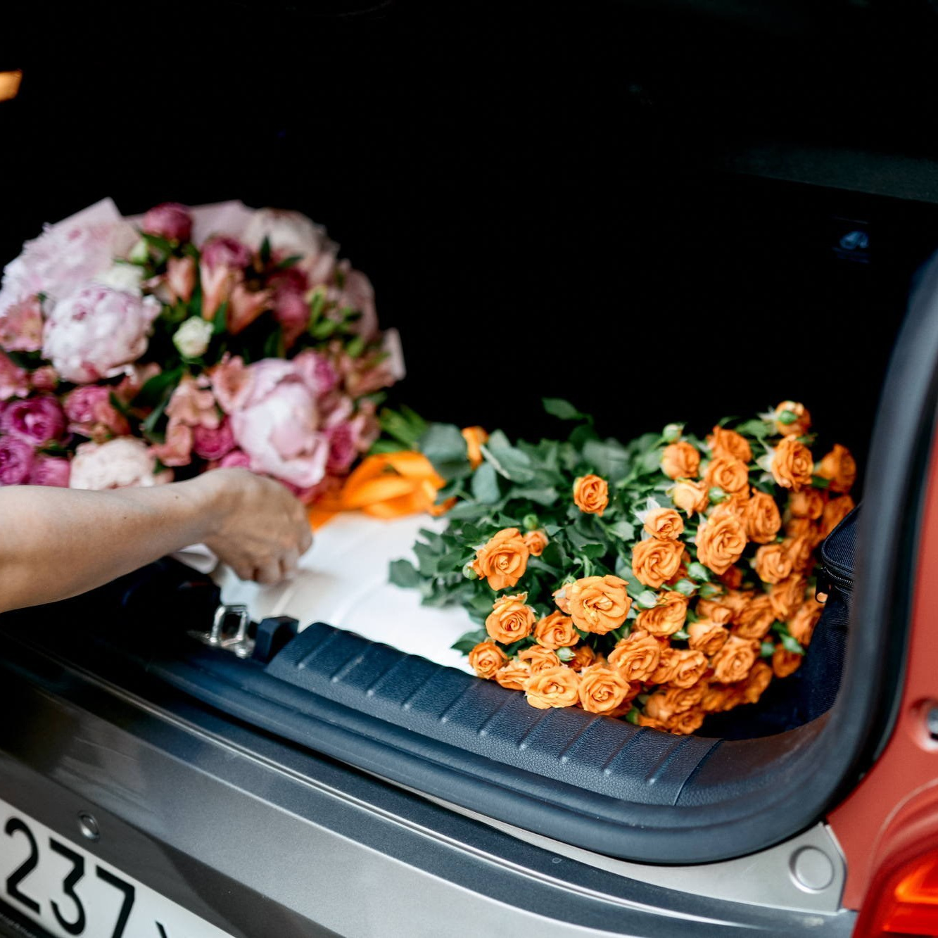 Фотограф на выписку в Москве, заказать услуги фотосъёмки — Цены и стоимость услуг профессионального фотографа для фотосессии выписки