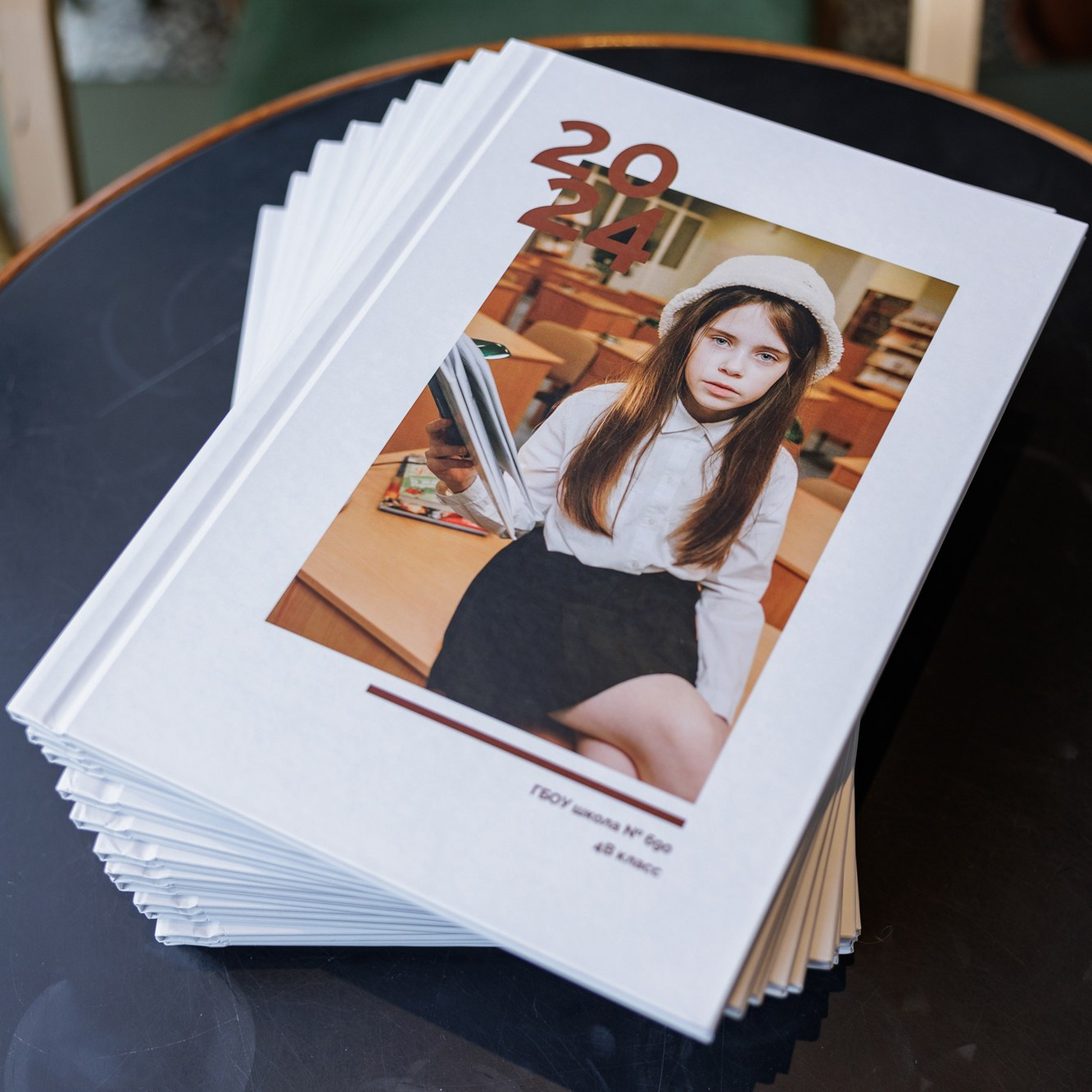 Контакты. Выпускной альбом