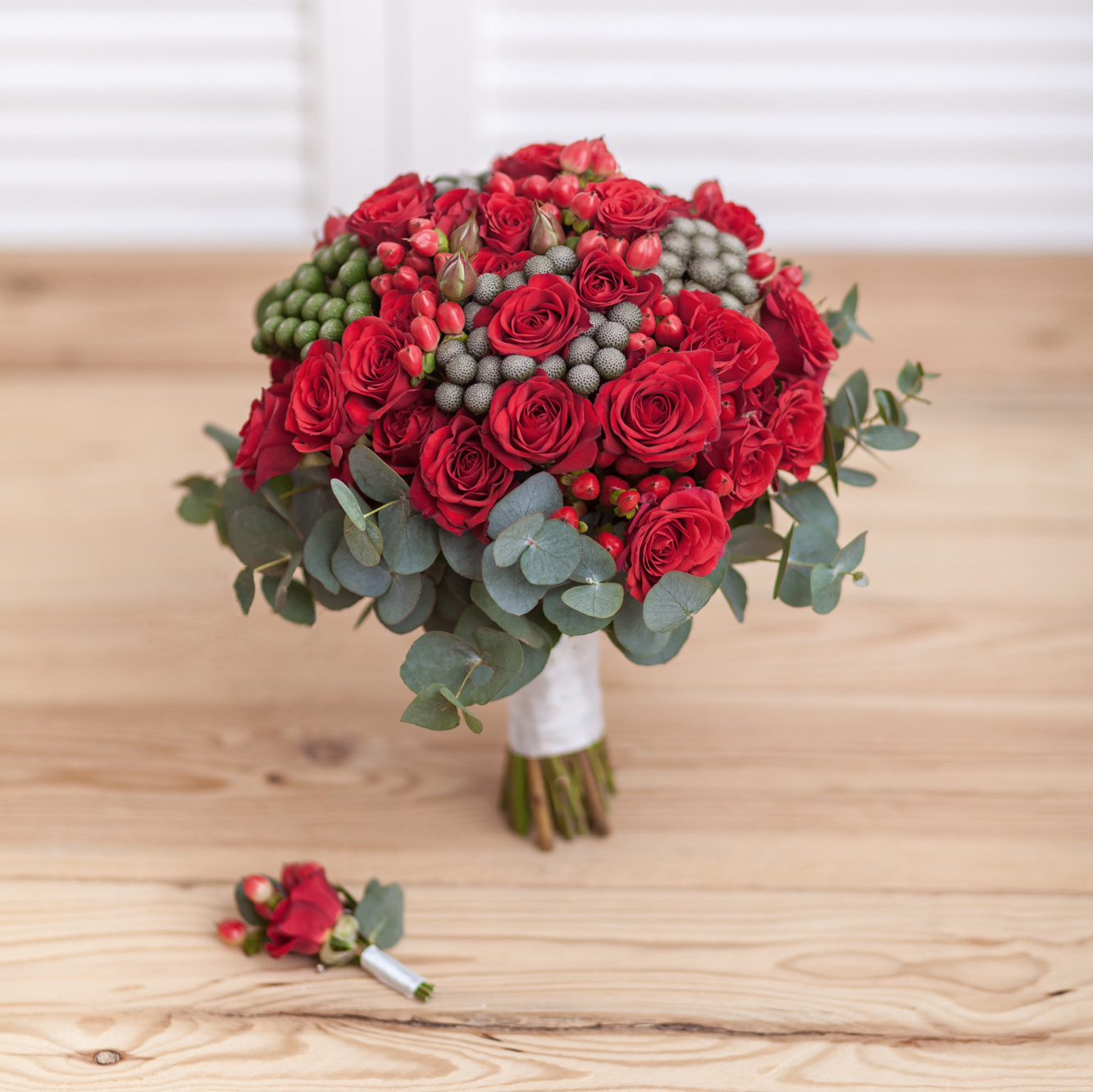 Красный букет невесты, флорист Маргарита Гладкова