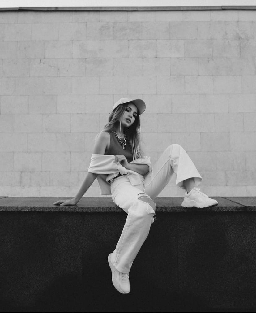 Контакты. Главная