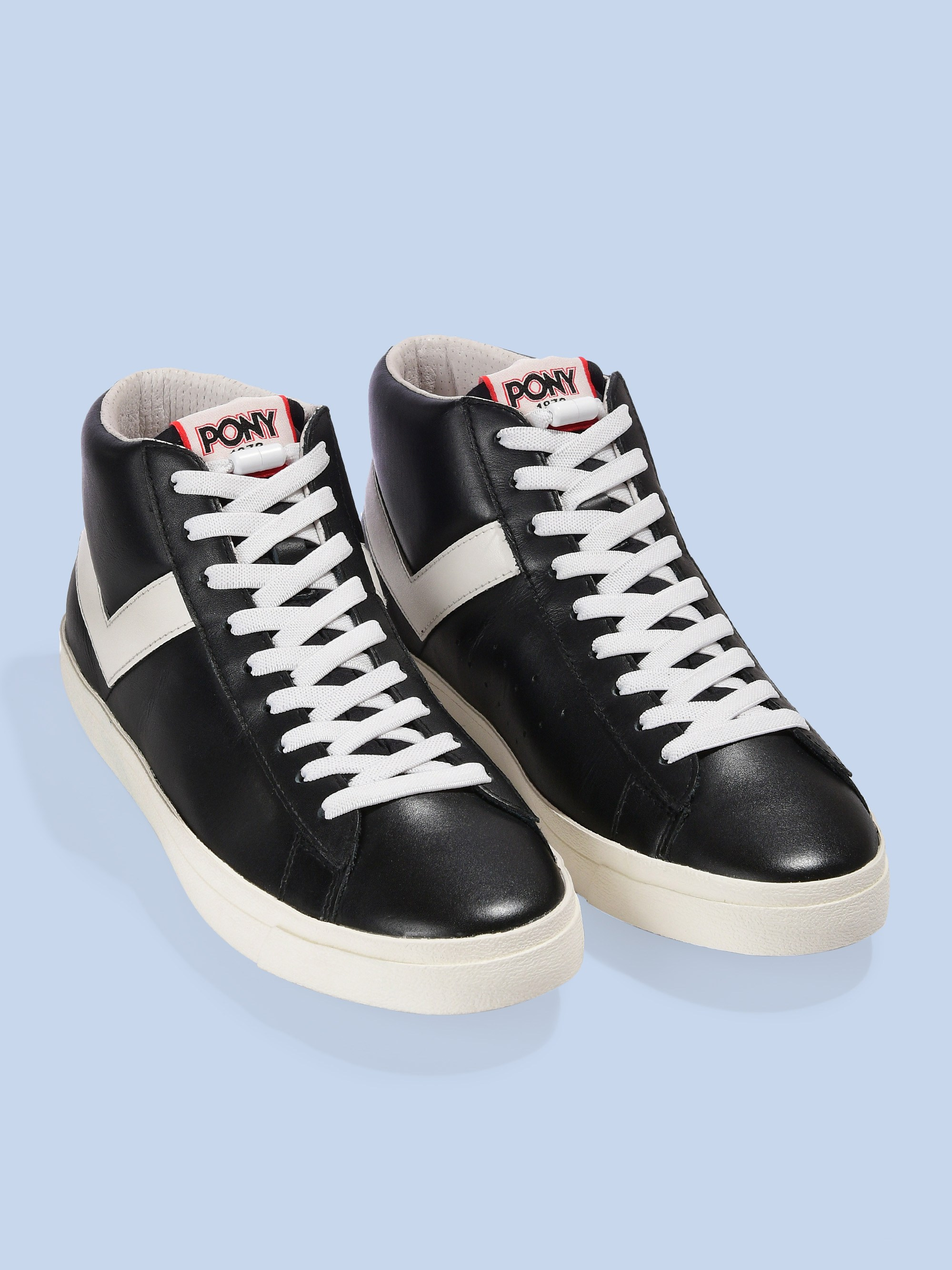 Как фотографировать обувь для маркетплейсов. Предметная фотосъемка для маркетплейсов в Москве. Предметный фотограф Дмитрий Дрогунов