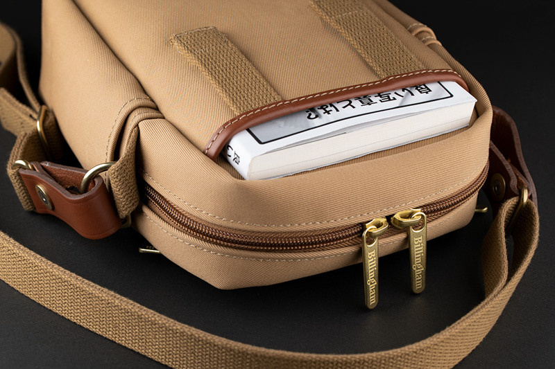 Компания Oriental Hobby выпустила дорожную сумку Billingham в Японии. Фотограф — видеограф в Москве Дмитрий Менделеев