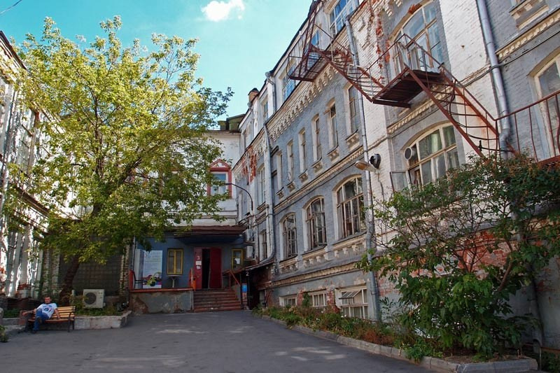 Секретные дворики Москвы. Фото Радости. Свадебный и семейный фотограф в Москве Юлия Самойлова