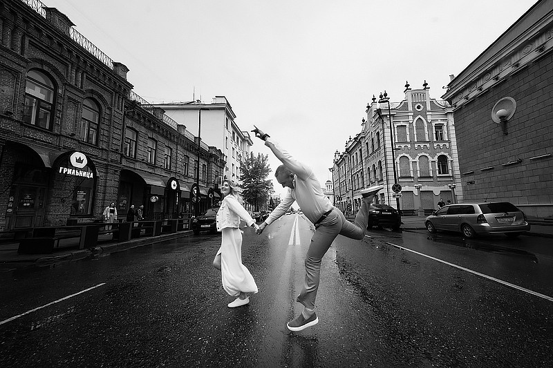 Как фотографировать в дождь. Фотограф в жанре Ню. Татьяна Хасанович. Красноярск