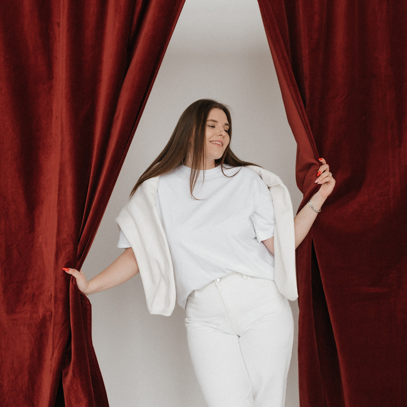 Контакты - фотограф Вероники Вишневской. Фотограф Новосибирск Вероника Вишневская