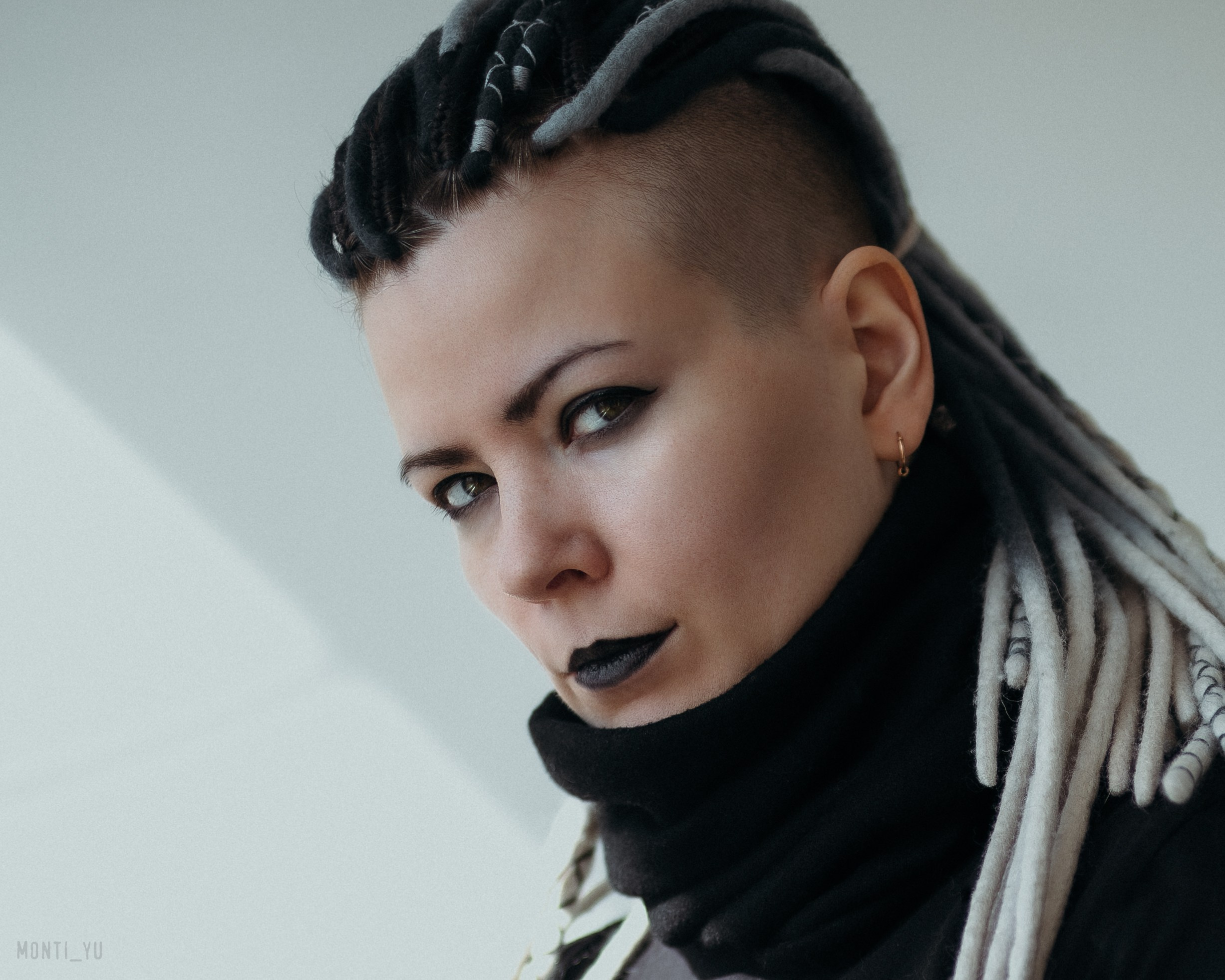 Контакты. MONTI_YU | Концертный и портретный фотограф Озерск, Челябинск, Екатеринбург, Санкт-Петербург