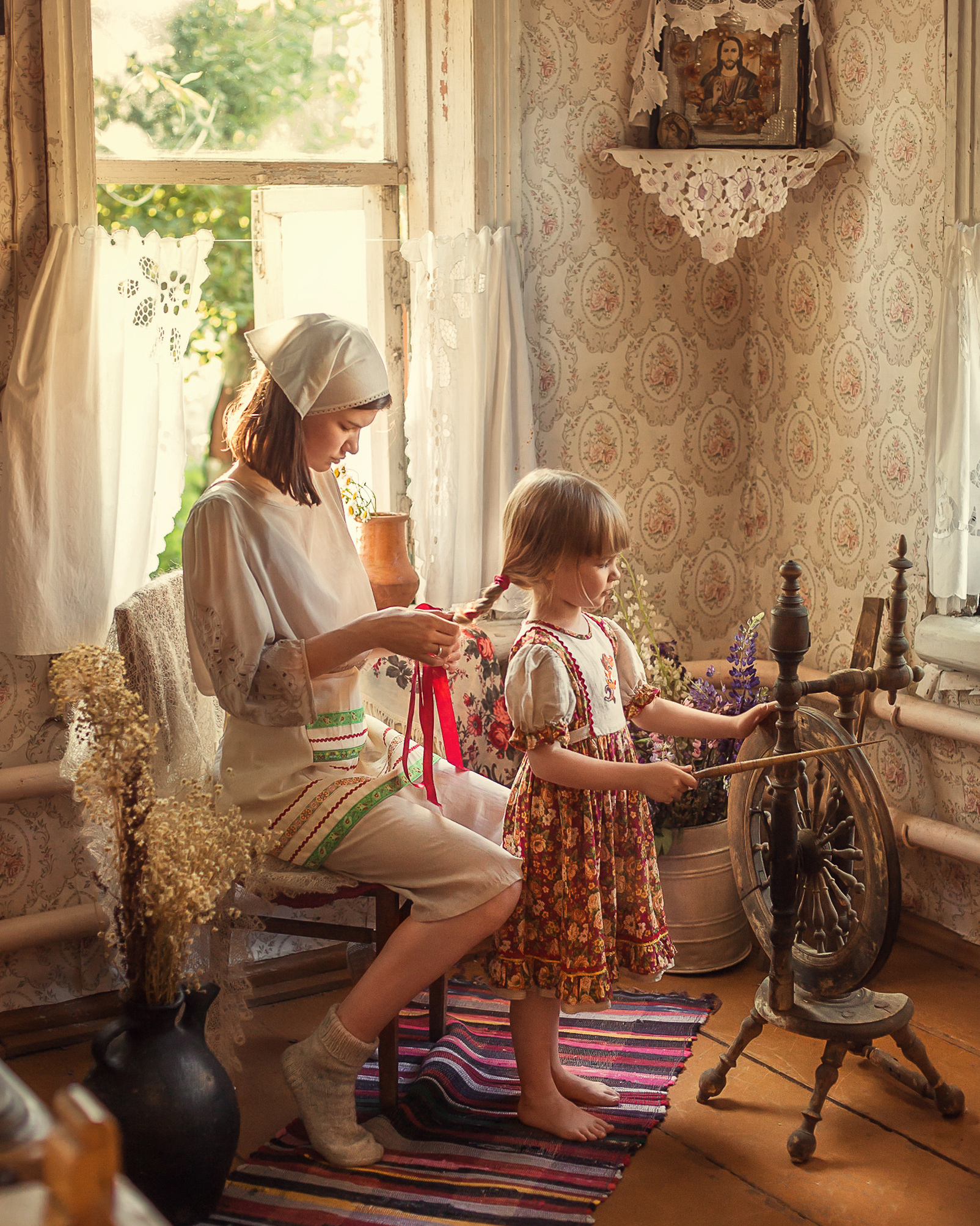 Семейная фотосессия, фотосессия в деревне, деревенский дом, чаепитие. Профессиональный фотограф, фотохудожник, видеограф из Москвы