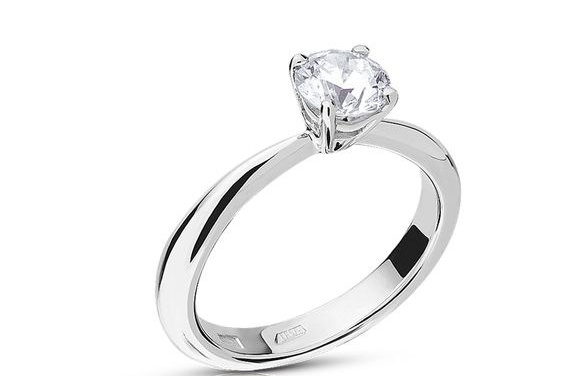 Инновационная съемка 360, позволяющая детально рассмотреть каждую грань продукта.