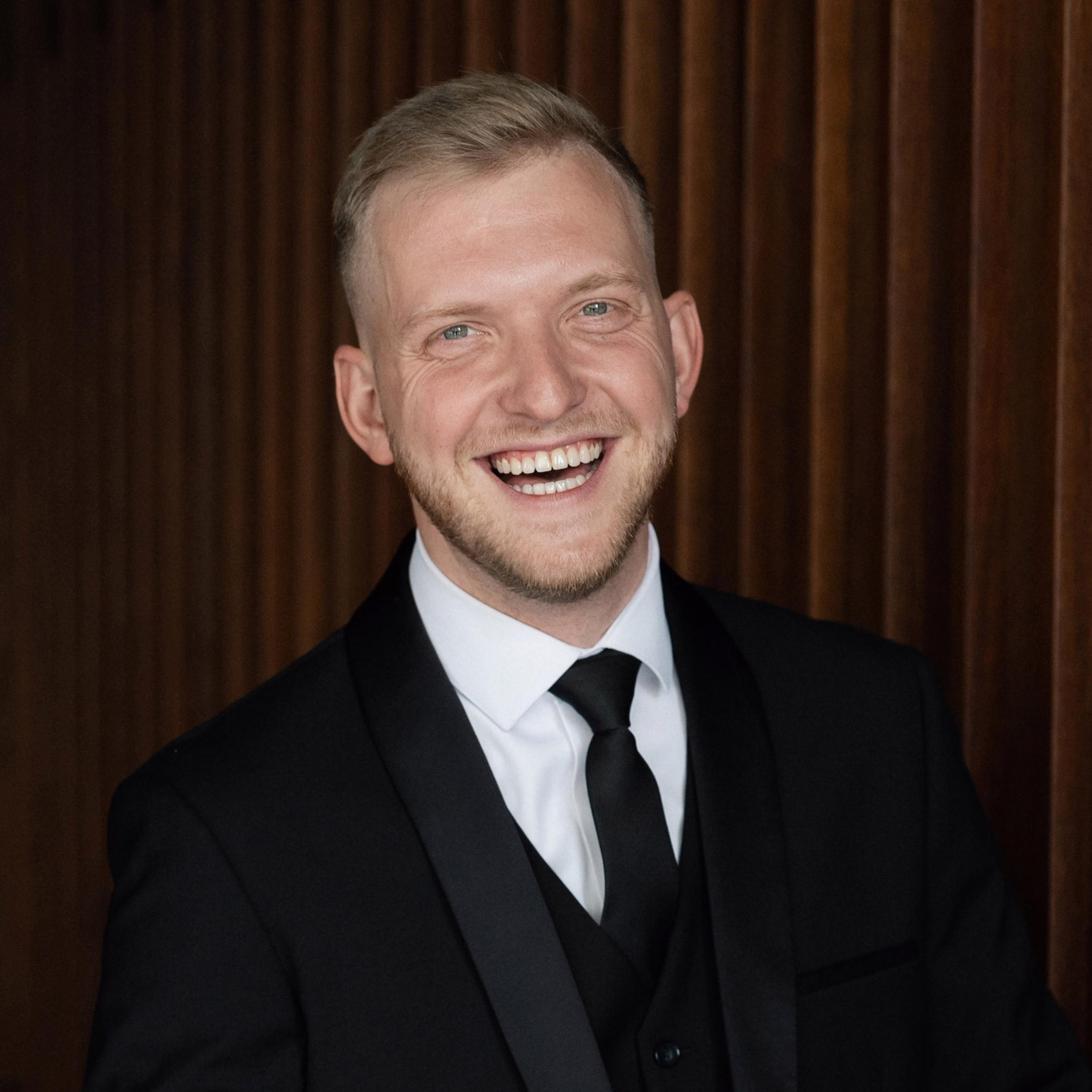 Контакты. Главная