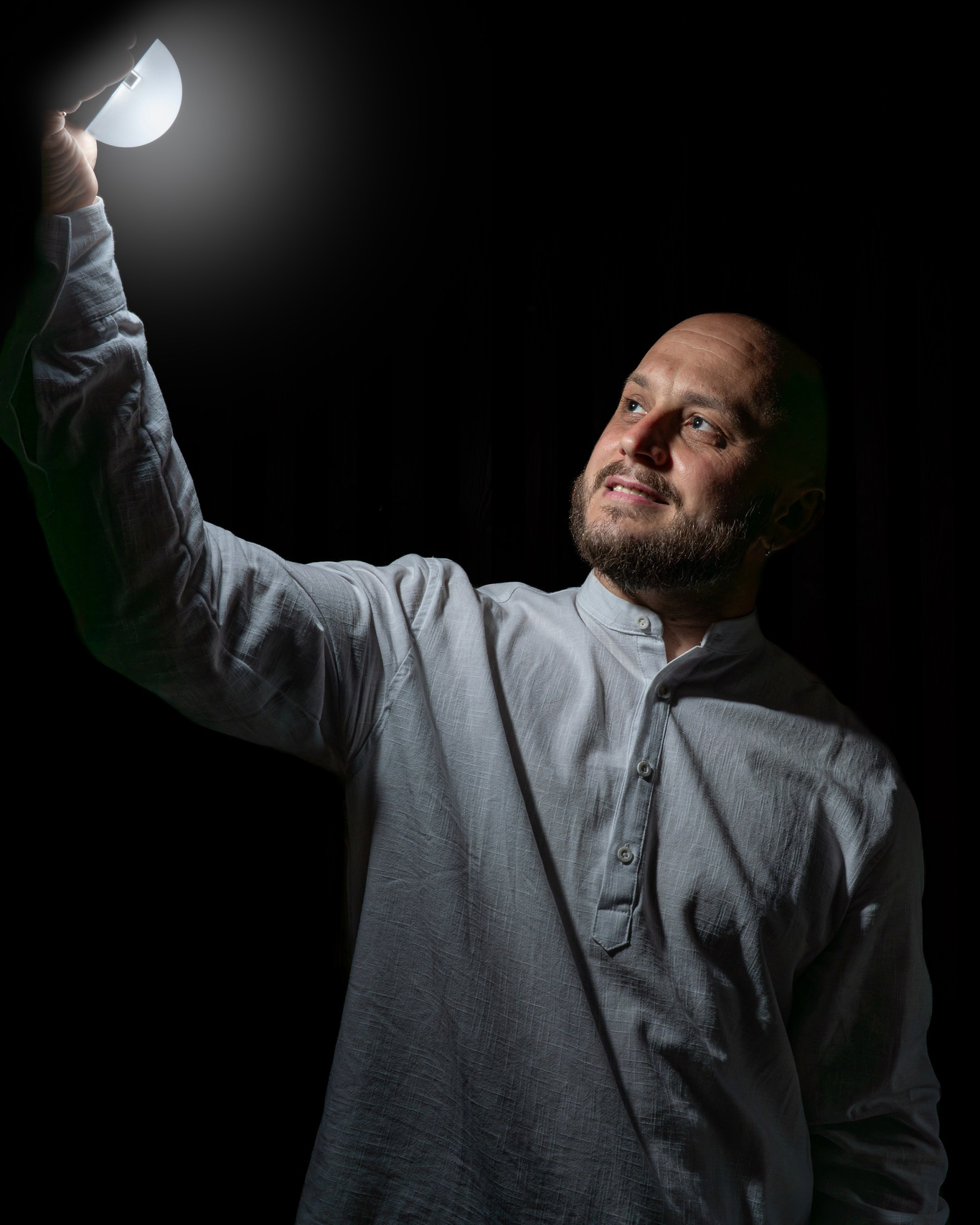 Контакты. Фотограф Евгений Егоров