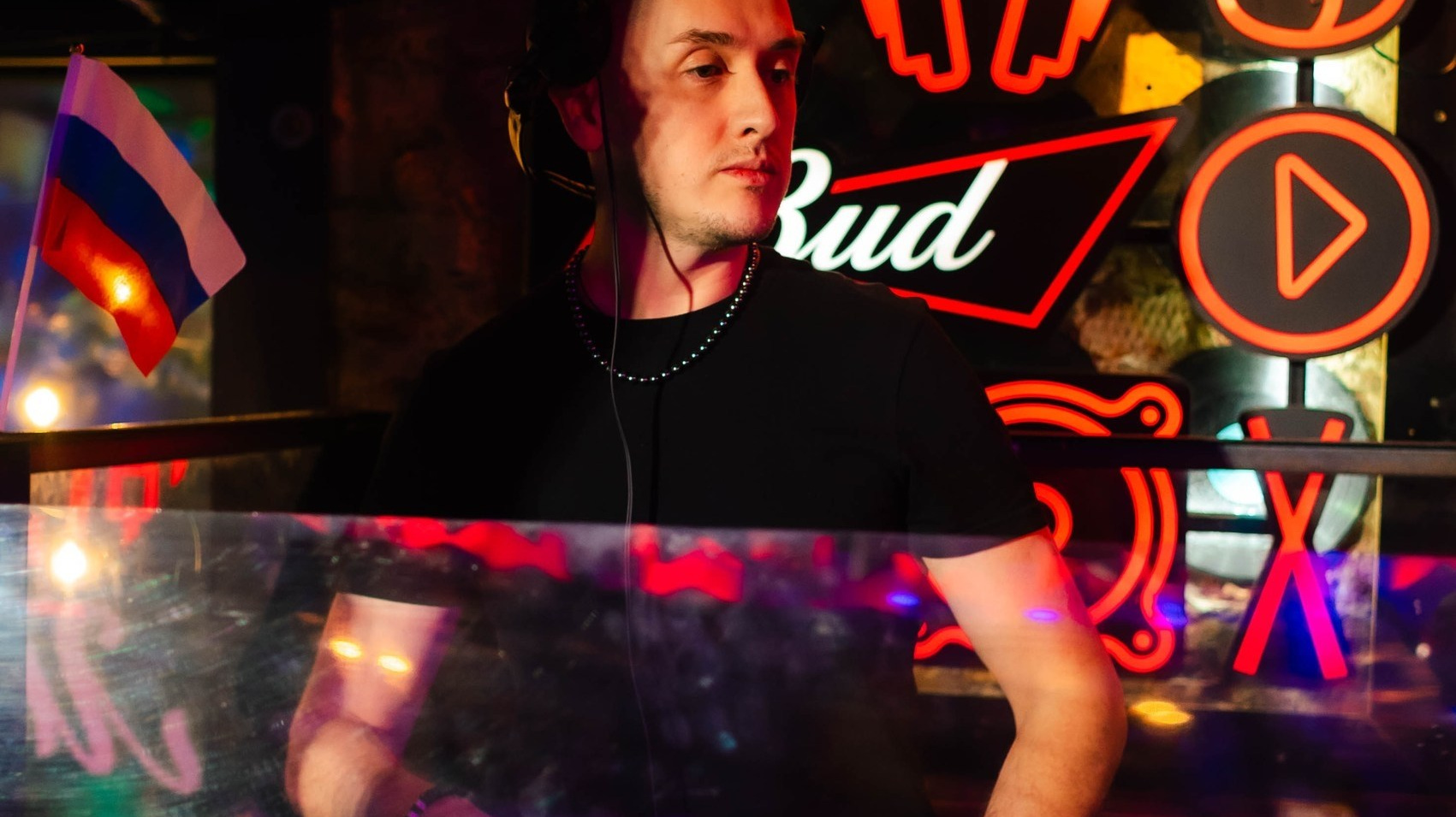 Диджей Руслан Сабиров