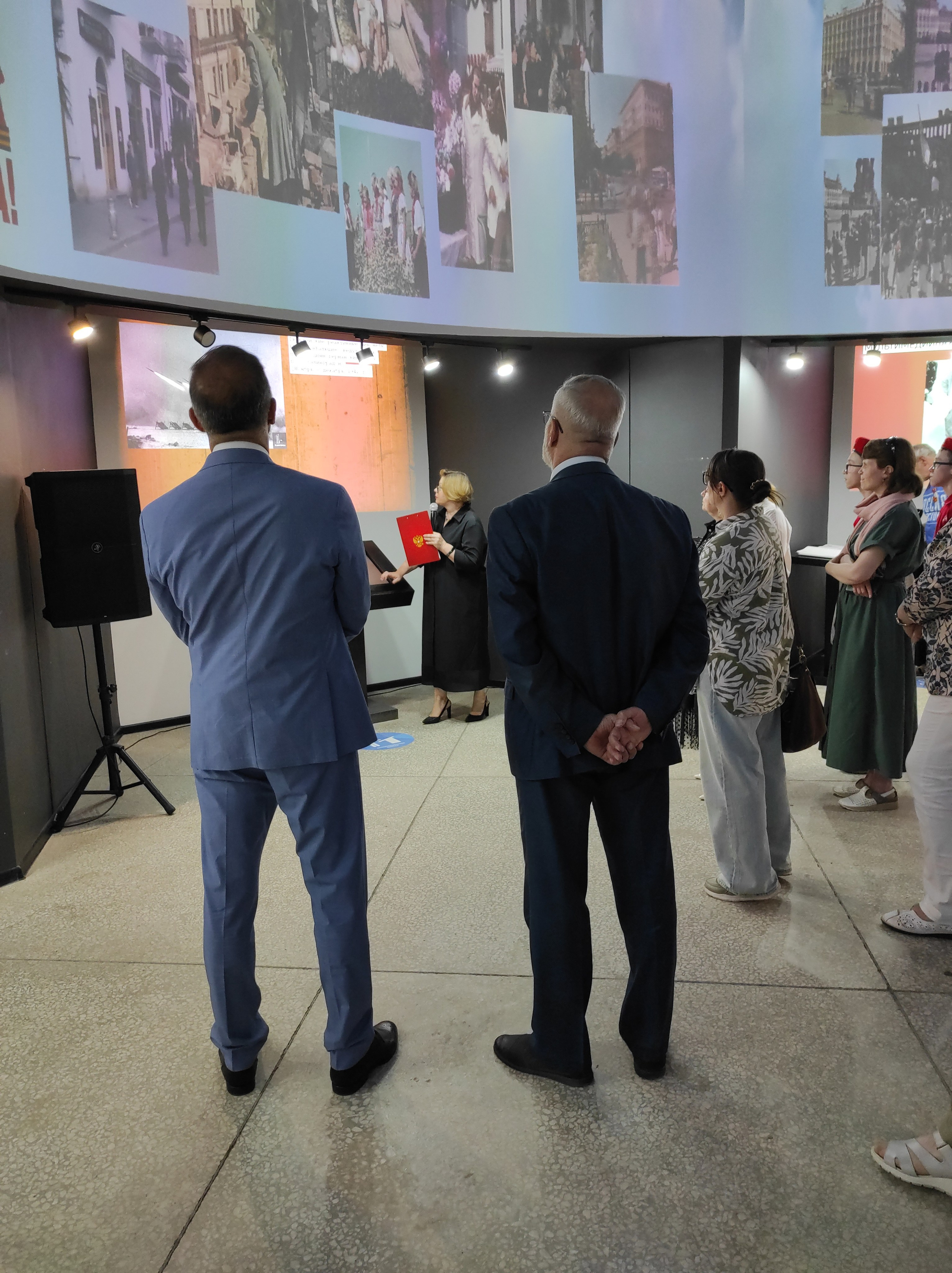 В Перми открылась мультимедийная выставка «Без права на забвение». Журнал о самом особенном. Пермь и Пермский край