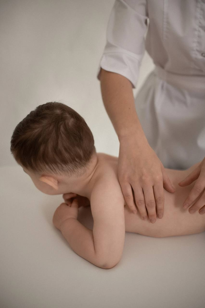 Виды массажа. Специалист по детскому массажу Айна Козырева