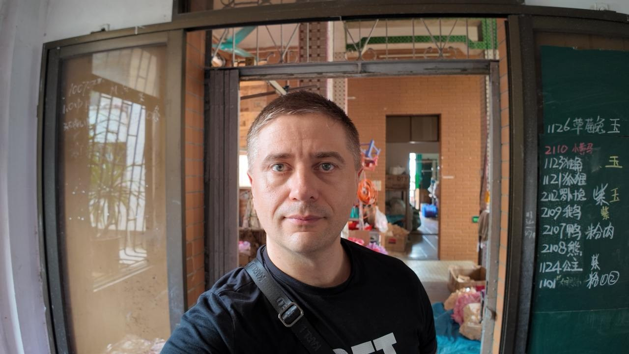 Как проходит обучение по съемке для маркетплейсов. Рекламный и коммерческий фотограф | Георгий Романов