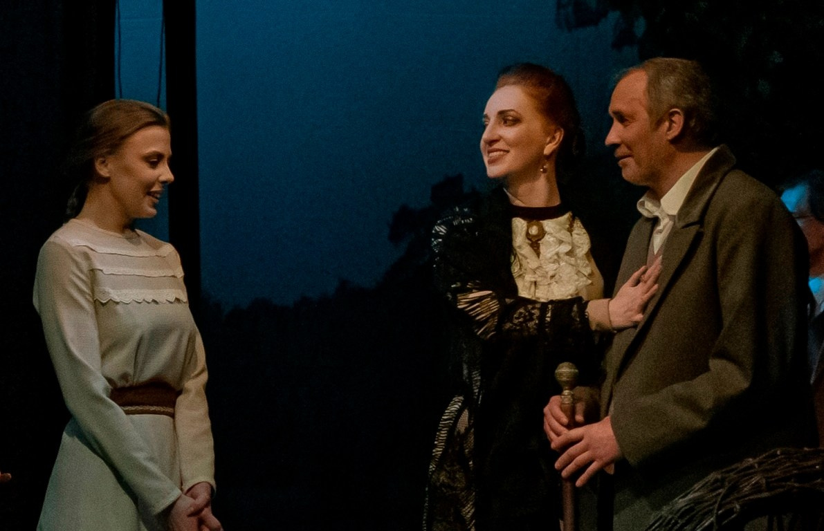 На сцену пермского театра «У Моста» вернулся обновленный спектакль Сергея Федотова «Чайка» по классической пьесе Чехова. Журнал о самом особенном. Пермь и Пермский край