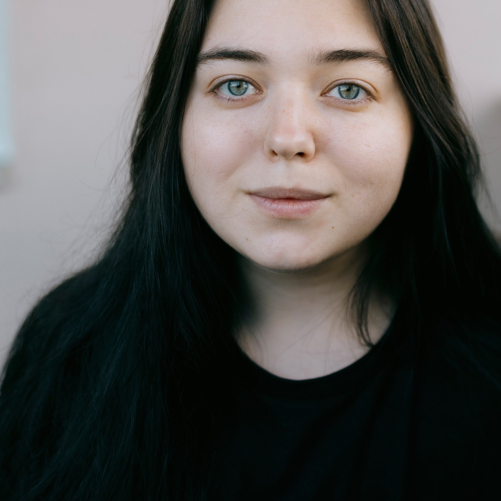 WHO I AM. Regina Sova — Photographer