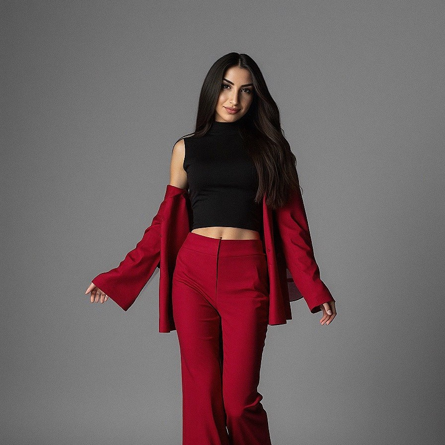 Фотограф- Видеомейкер в Новороссийске Эмма Усманова