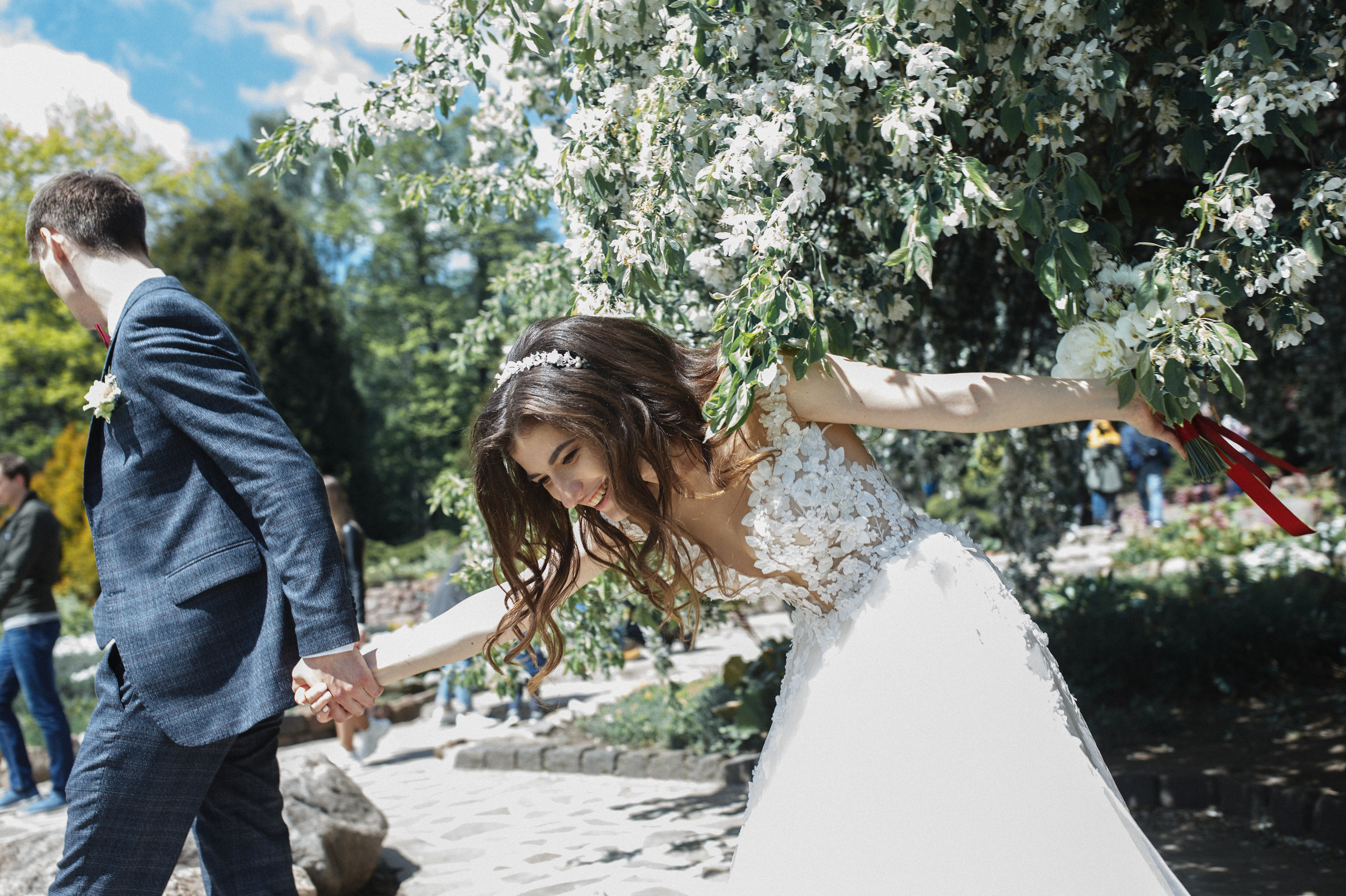 Фотосессия свадебного дня в Ботаническом саду, отеле Пекин