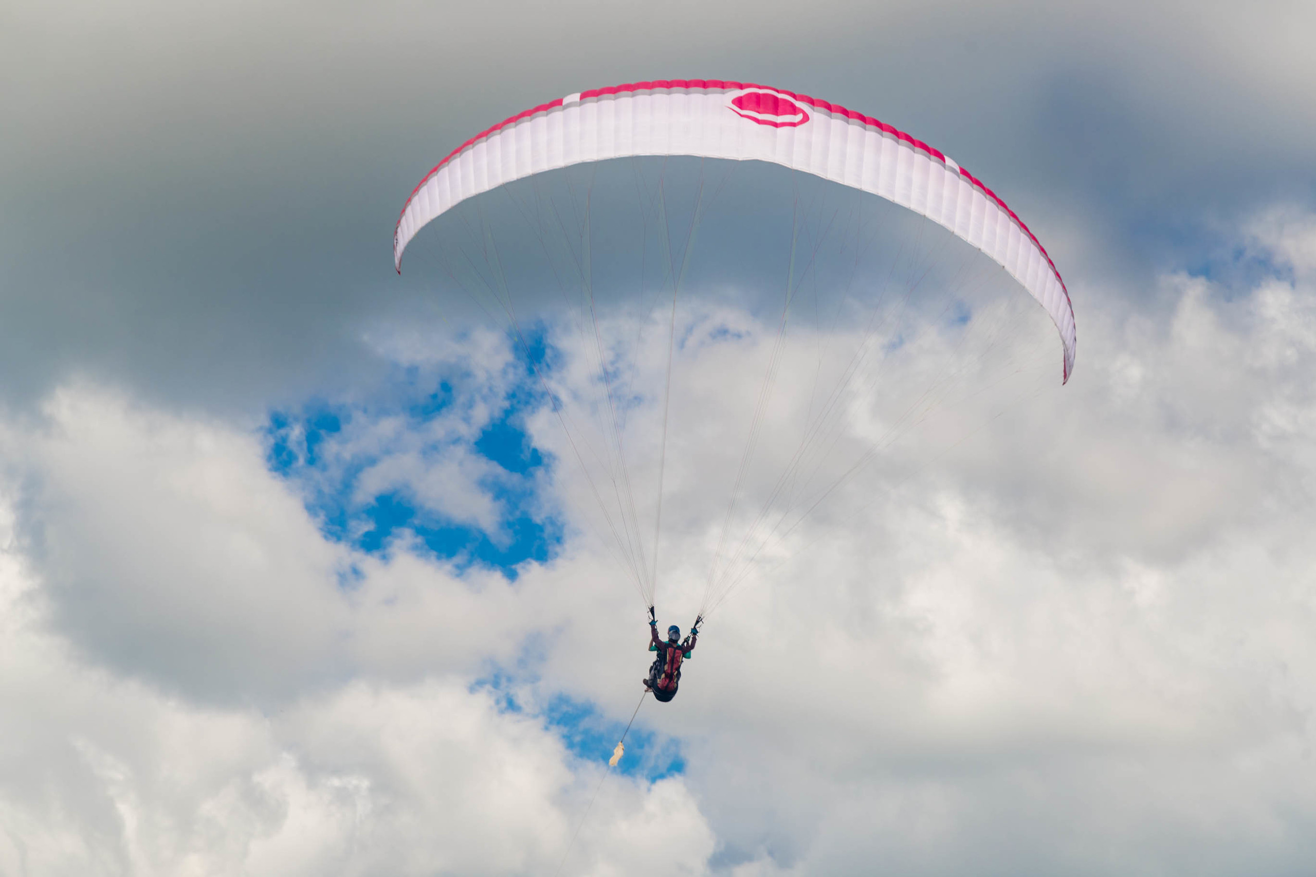 Полет на параплане в объективе фотографа Галины Шараповой