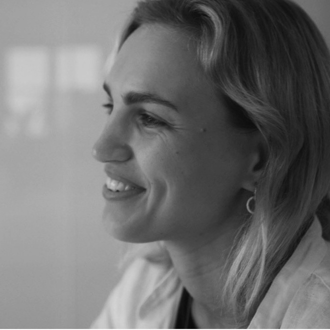 ОТЗЫВЫ. ВИДЕОГРАФ, РЕЖИССЕР — КАТЯ ГУСЕВА