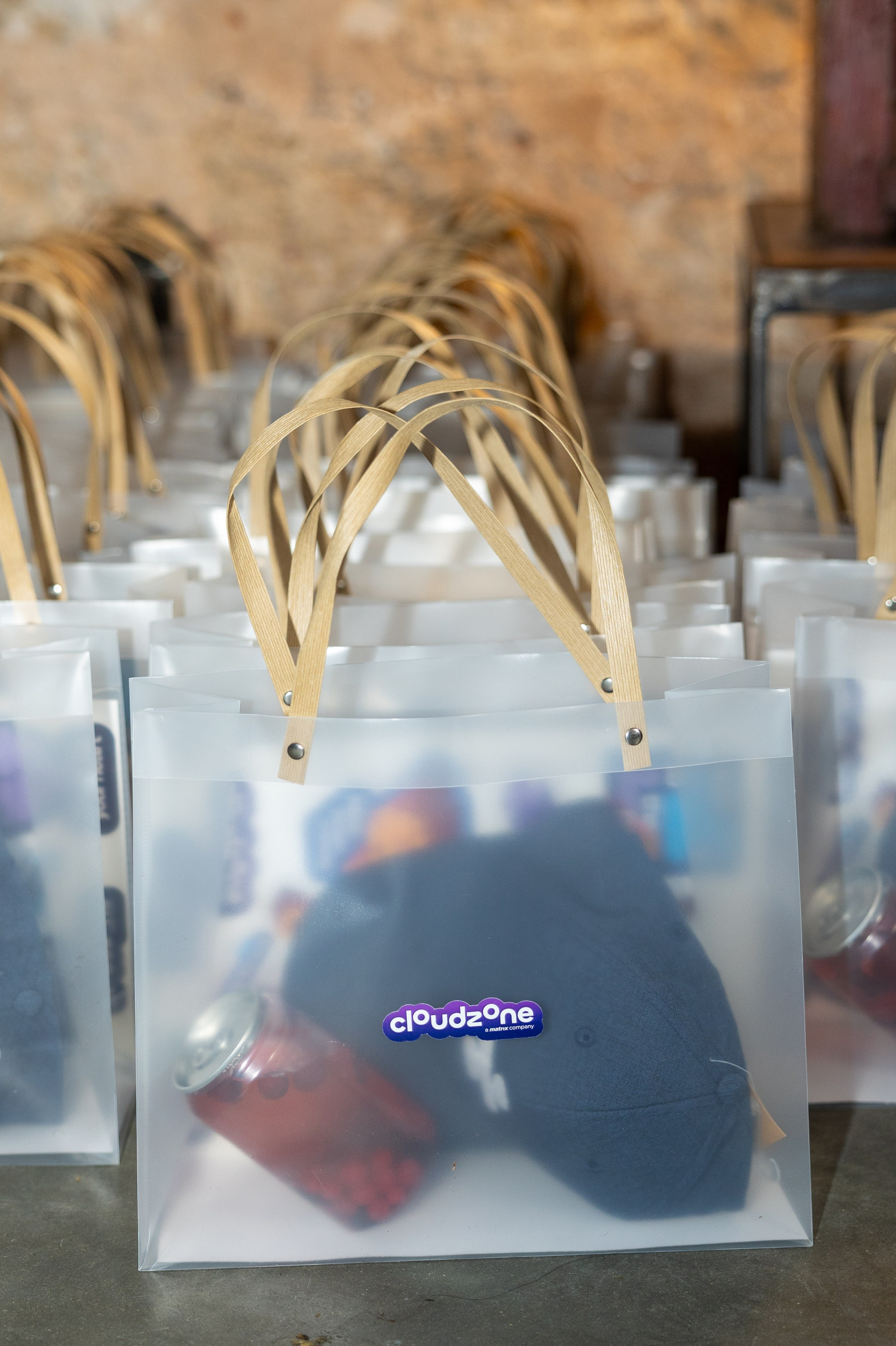 Business. Noam Paradise Photographer