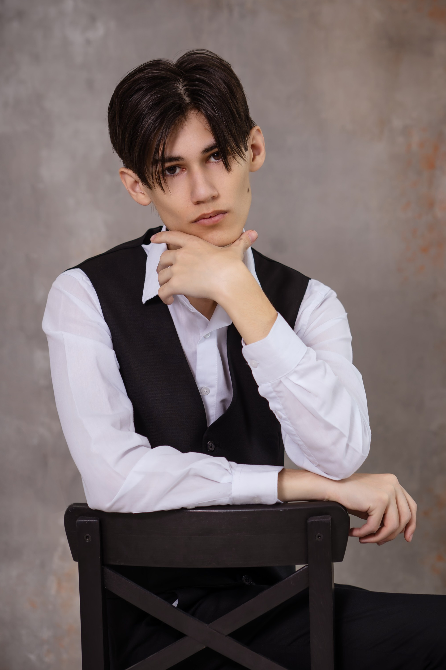 Стильные фотографии выпускников из Нарткалы для выпускного альбома