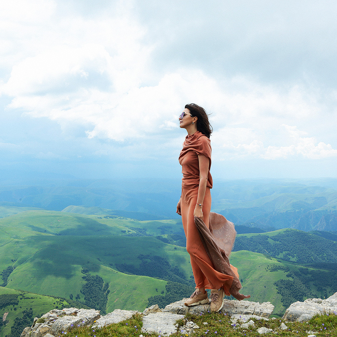 Контакты. Ольга Луговая. Фотограф. Сет-дизайнер. Арт-директор. Москва