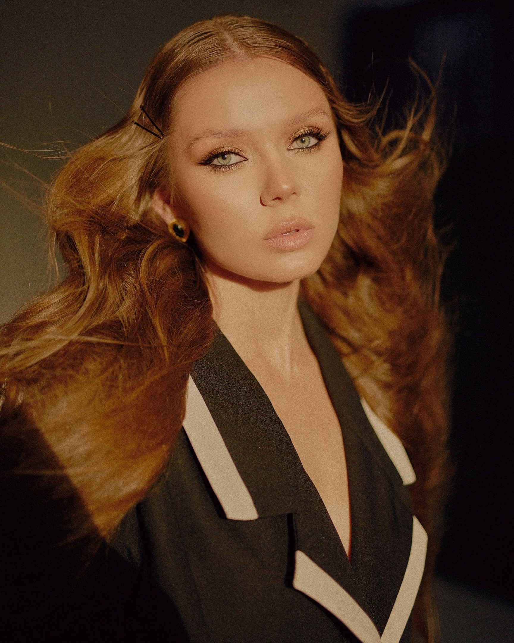 Контакты. Свадебный и портретный фотограф в Москве Валерия Даньшина