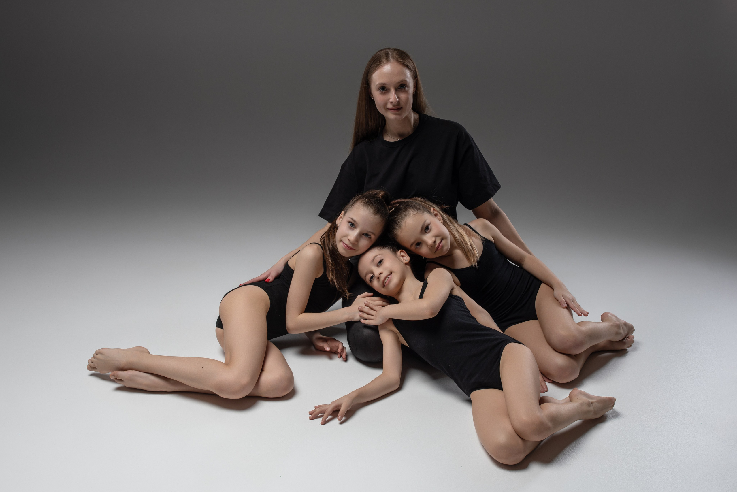 Фотосессия с тренером по художественной гимнастике. Спортивный и детский фотограф в Москве, Калининграде