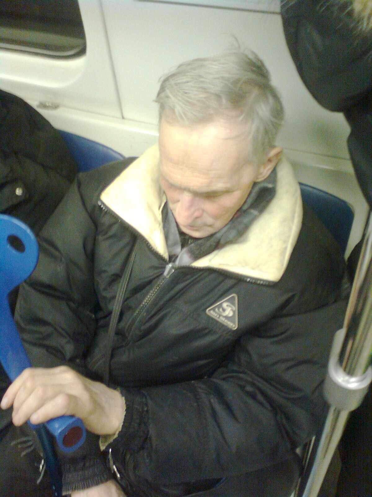 Питерское метро. Художник. Фотограф