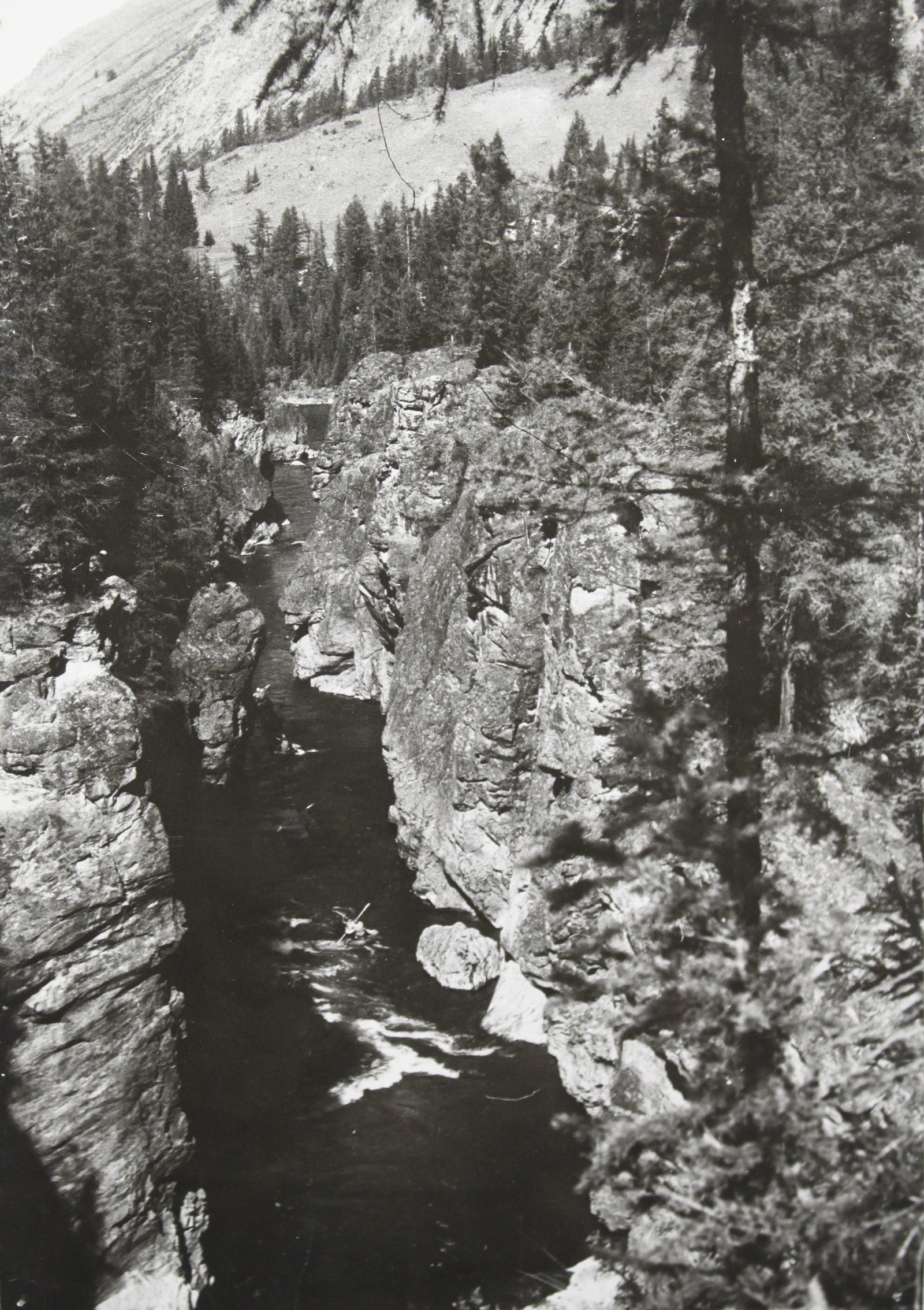Прохождение Башкауса (1973). Фотограф Эдуард Алмадаков