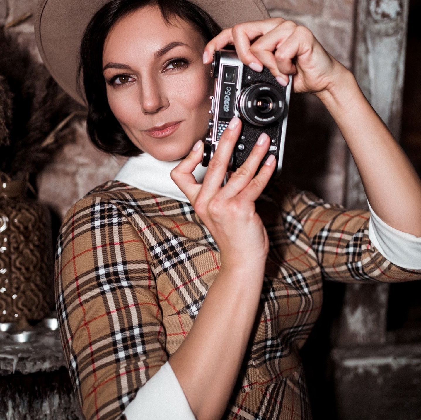 Фотосессии в парадных Петербурга – необычные локации и атмосфера. Непарадное в парадных