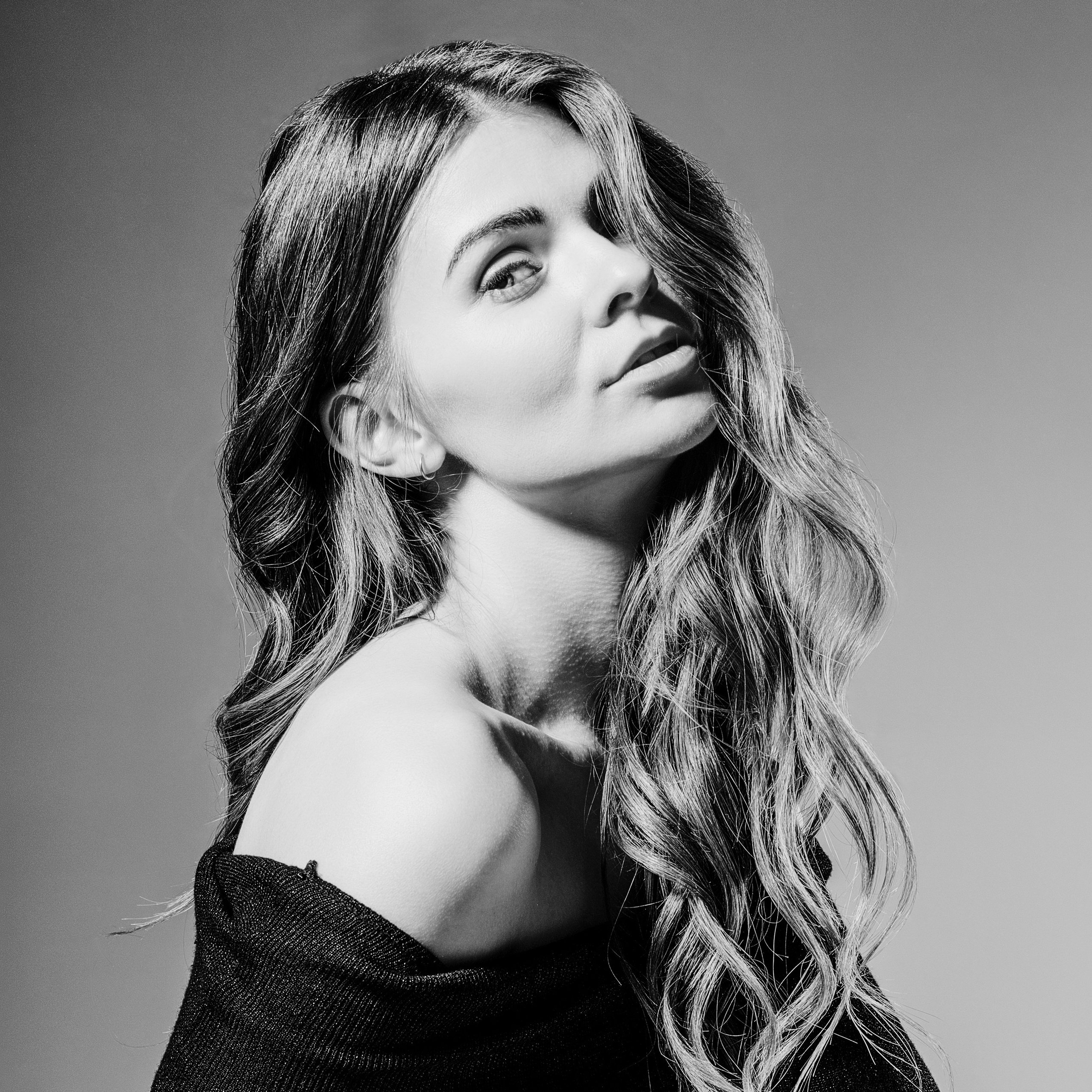 Заказать фотосессию в студии в Екатеринбурге | Женская фотосессия. Репортажный фотограф Екатеринбург | Яркий, качественный репортаж | Концерты, клубы, репортаж, праздники, корпоративы