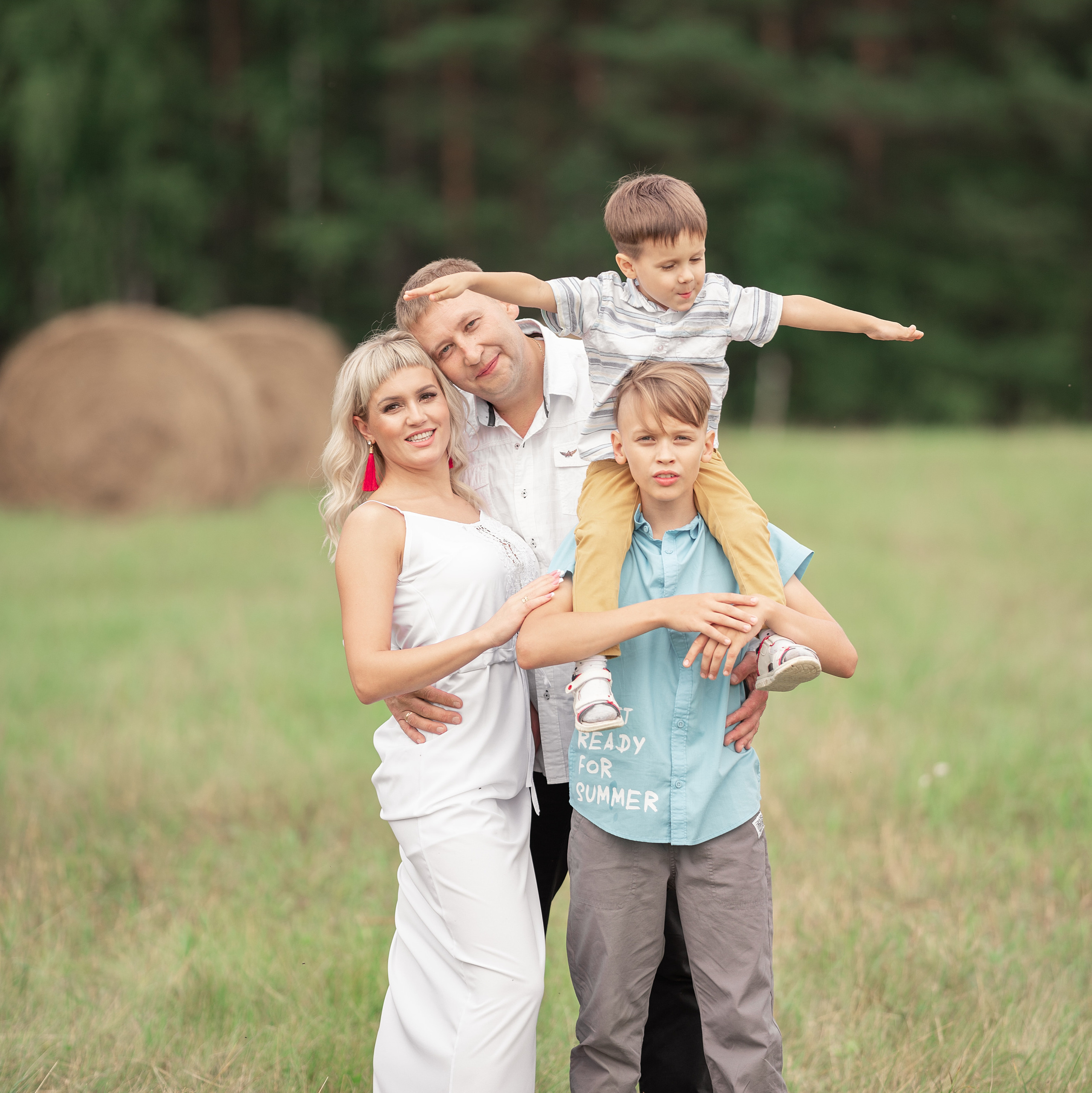 Услуги. Семейный, свадебный, школьный фотограф в Железногорске Целуев Андрей
