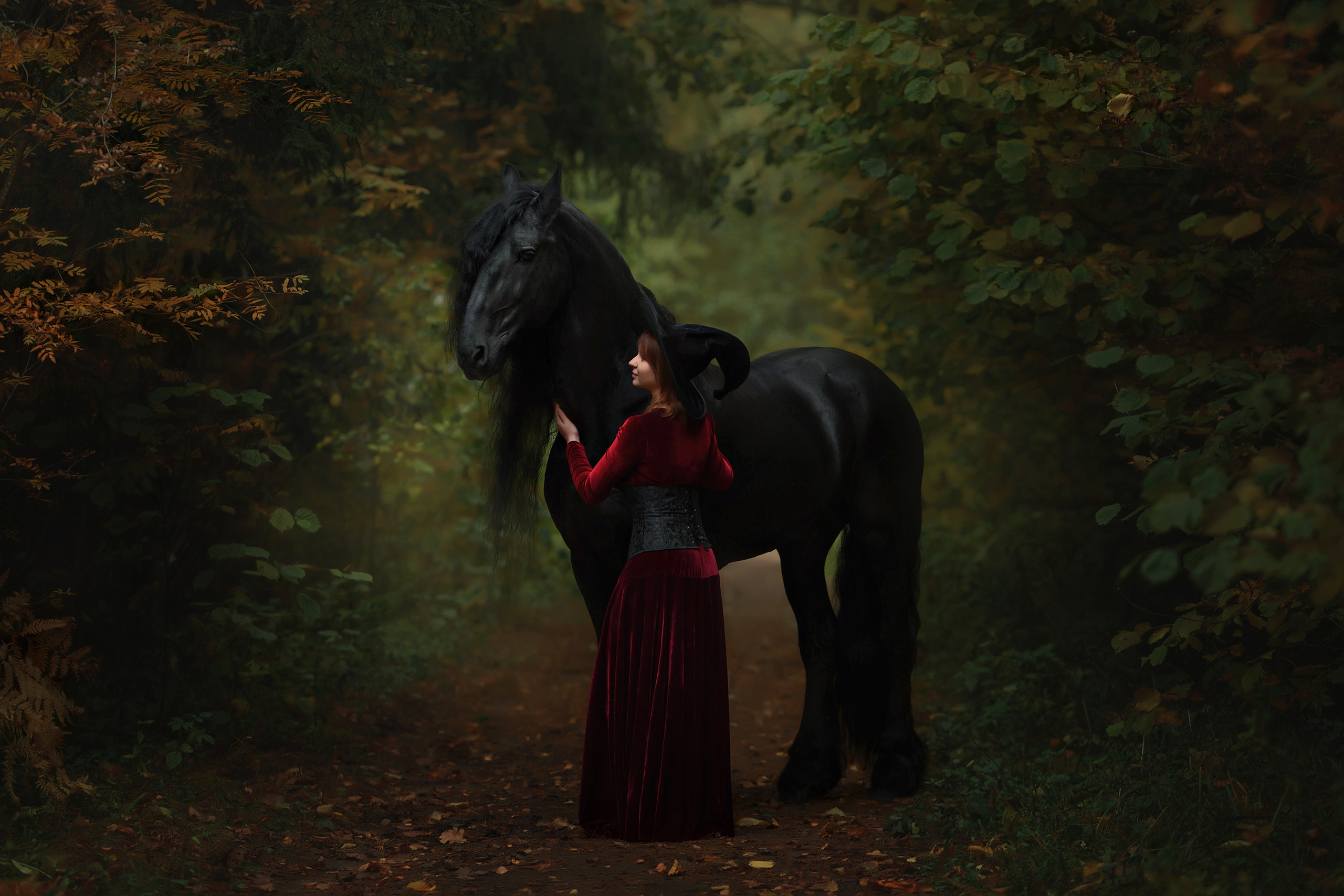 Доступные костюмы. Фотограф Вероника Ранцева, фотосессии с лошадьми в Минске и Могилеве