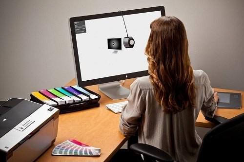 Калибровка мониторов ноутбуков на Пхукете Phuket настройка цветов правильная цветопередача регулировка цветопередачи услуга для фотографов дизайнеров