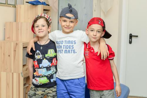 Цены на выпускные альбомы. Классный фотограф, по мнению школьников