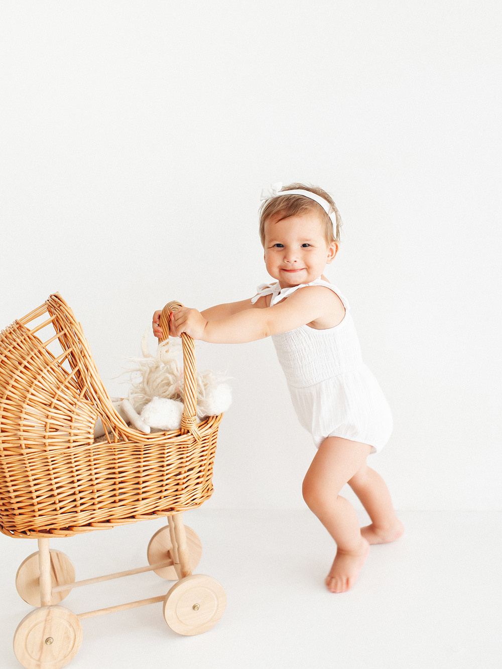 Шура в костюме медвежонка. Детский фотограф в Самаре
