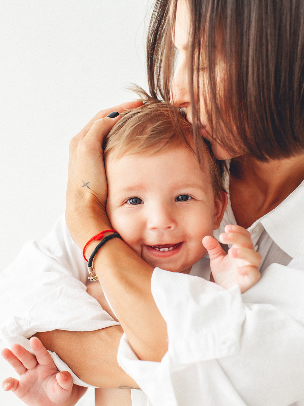 15 poses for a photo shoot on the floor. Детский фотограф в Самаре