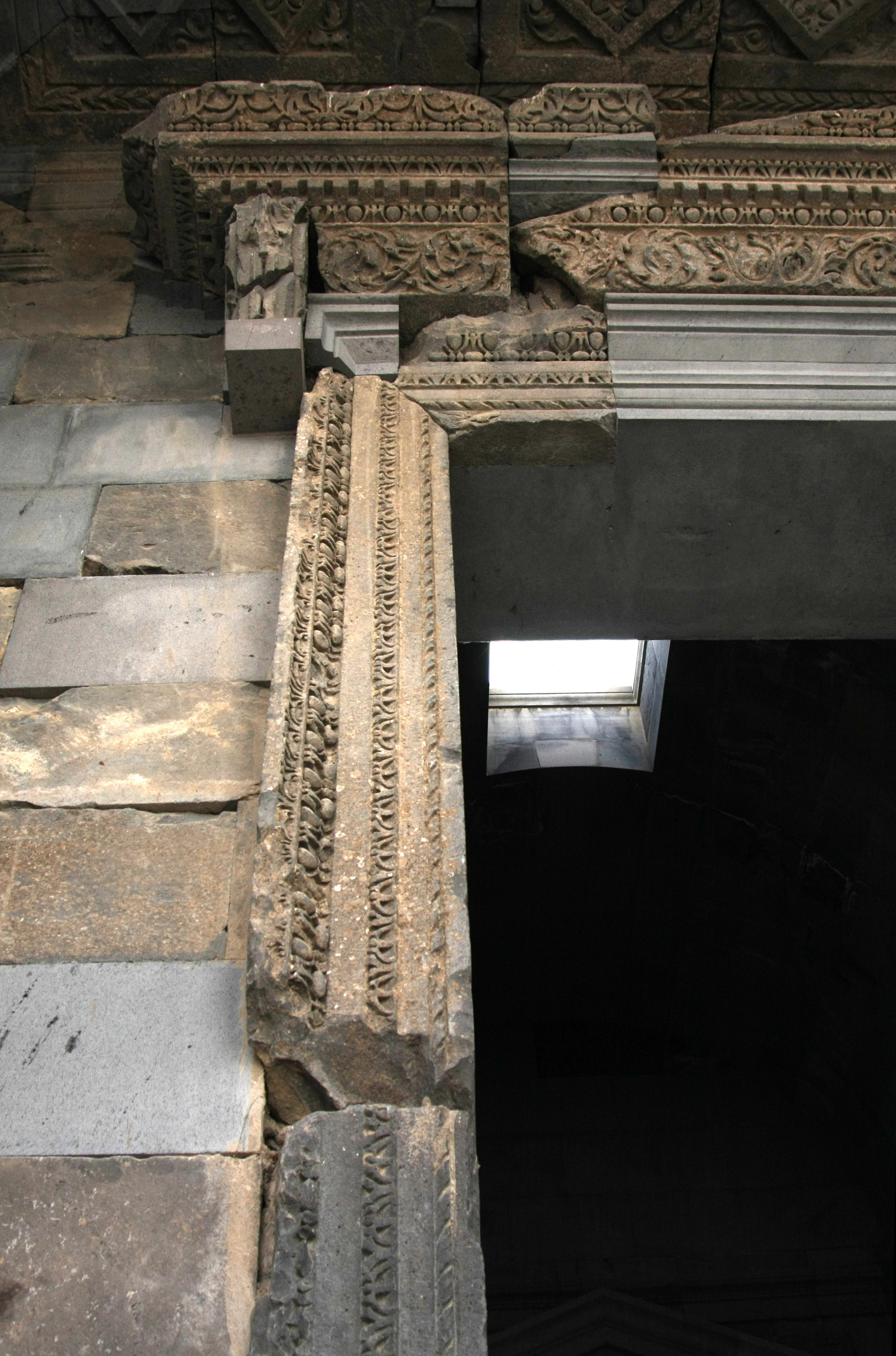 Разговоры об Армении. Walk & Fly with Batay