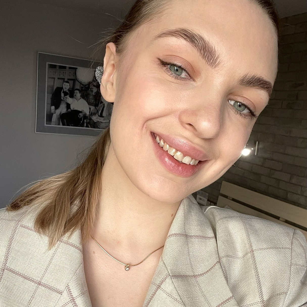 Контакты. Главная